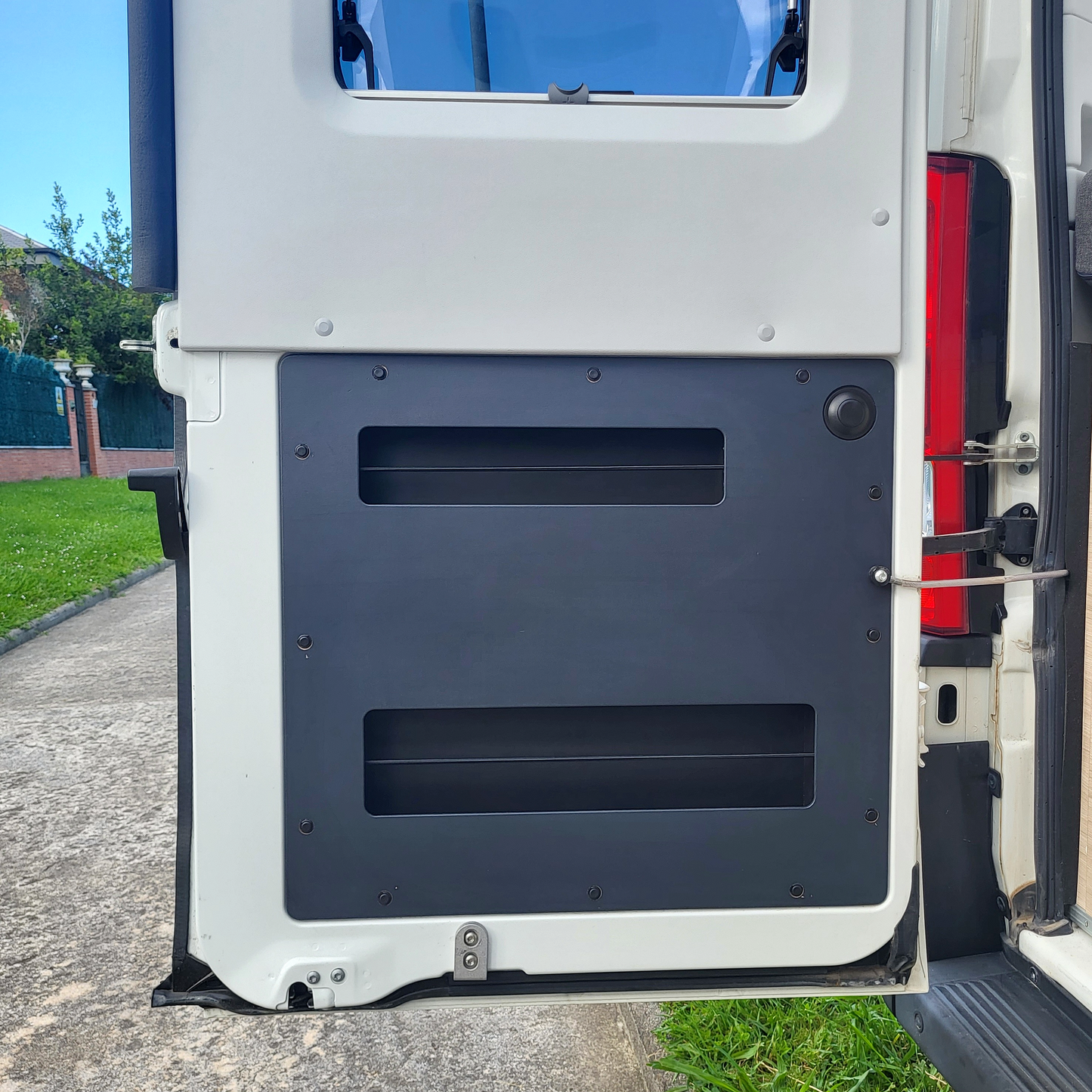 HARRI Double rear doors